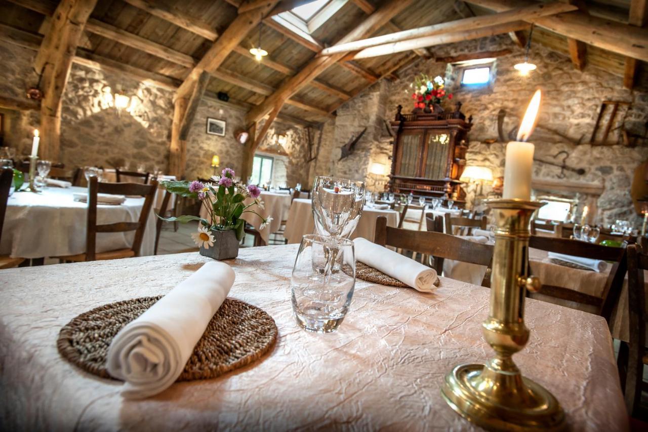 Hotel Restaurant De La Poste Et La Grange Detente, Espace Bien-Etre Chateauneuf-de-Randon Ngoại thất bức ảnh