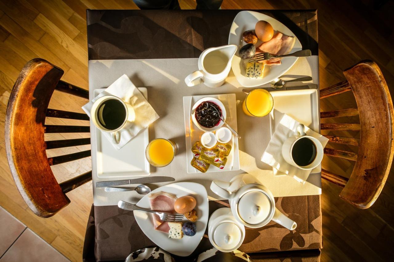 Hotel Restaurant De La Poste Et La Grange Detente, Espace Bien-Etre Chateauneuf-de-Randon Ngoại thất bức ảnh