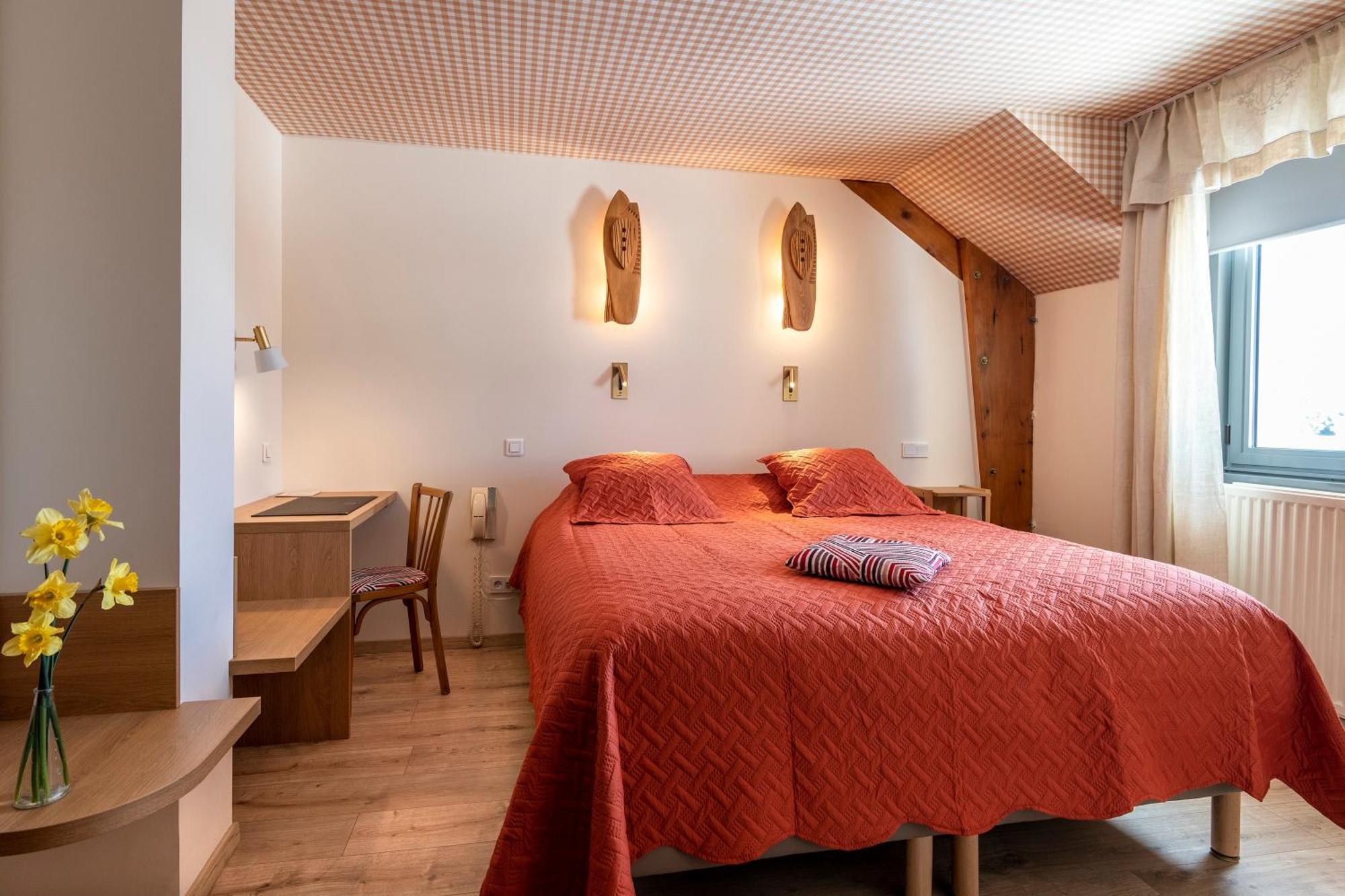 Hotel Restaurant De La Poste Et La Grange Detente, Espace Bien-Etre Chateauneuf-de-Randon Phòng bức ảnh