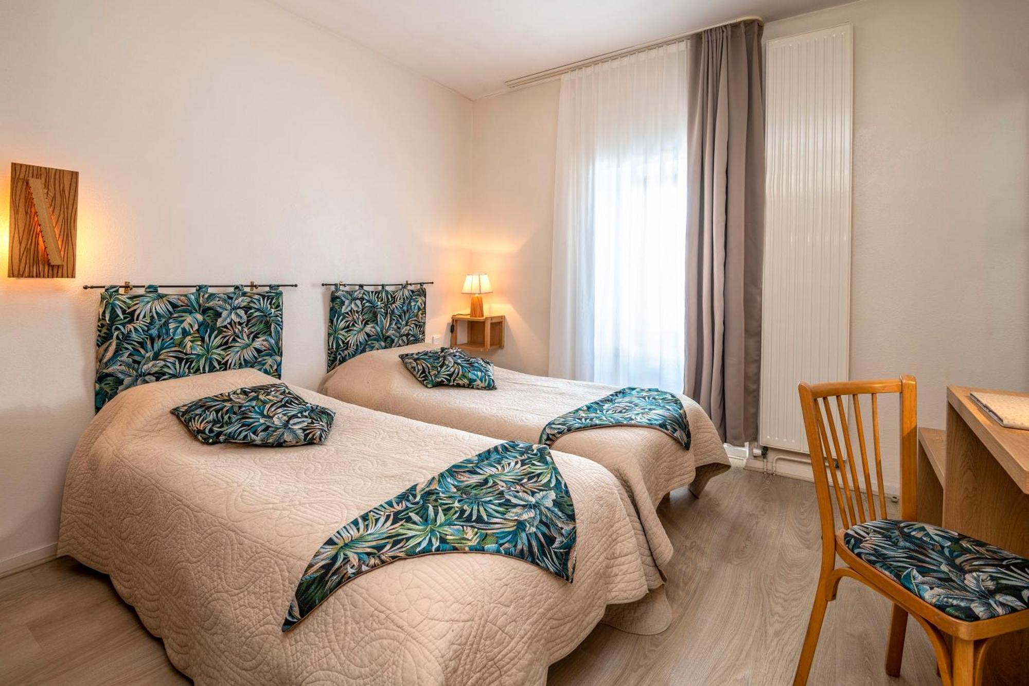 Hotel Restaurant De La Poste Et La Grange Detente, Espace Bien-Etre Chateauneuf-de-Randon Phòng bức ảnh